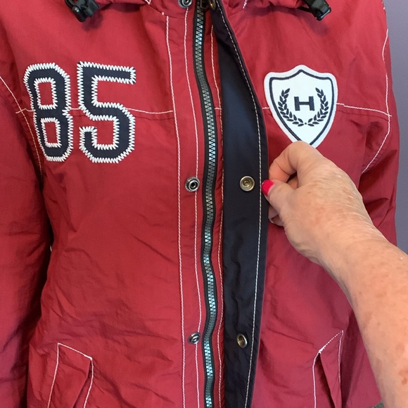 Tommy Hilfiger Jacket with Concealed Hood, size medium.  Like Garnet in color - Picture 8 of 16